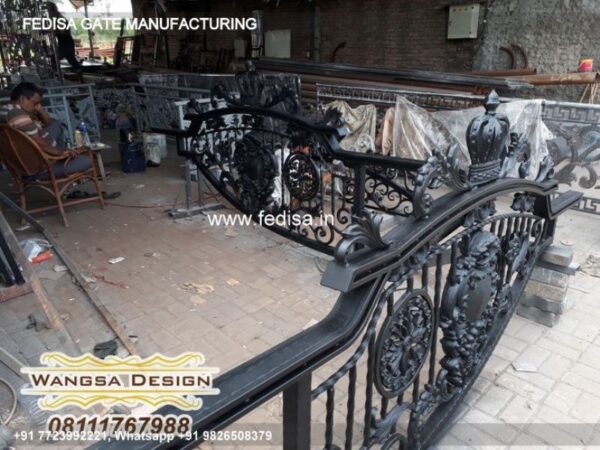 Iron Gate Design Simple Gate Design Mosquito Gate Design 4 Feet Iron Gate Design