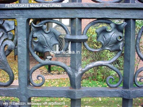 Iron Gate Design Safety Grill Gate Design For Main Door Square Pipe Main Gate Design Makan Ka Get Dijain