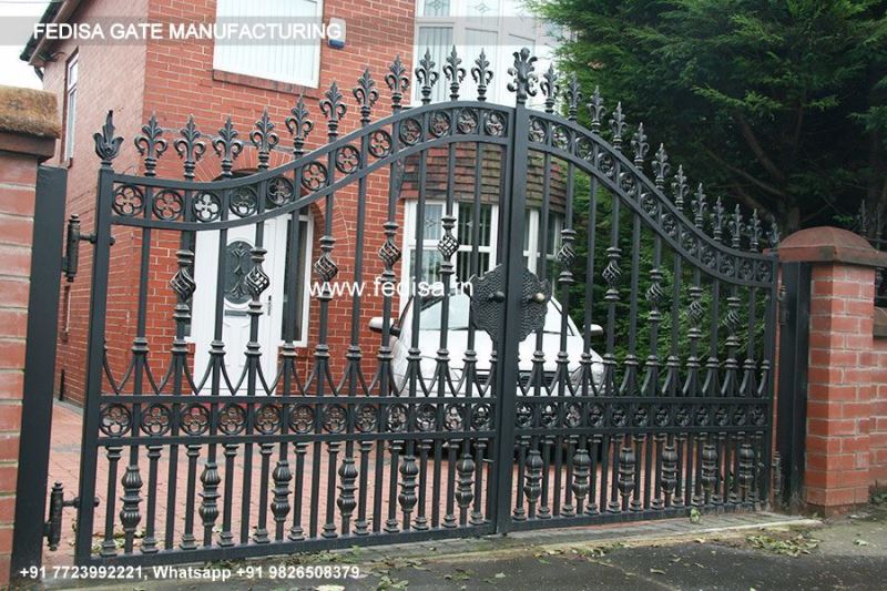 Iron Gate Design Safety Grill Gate Design For Main Door Beautiful Fences And Gates Lohe Ka Darvaja Design