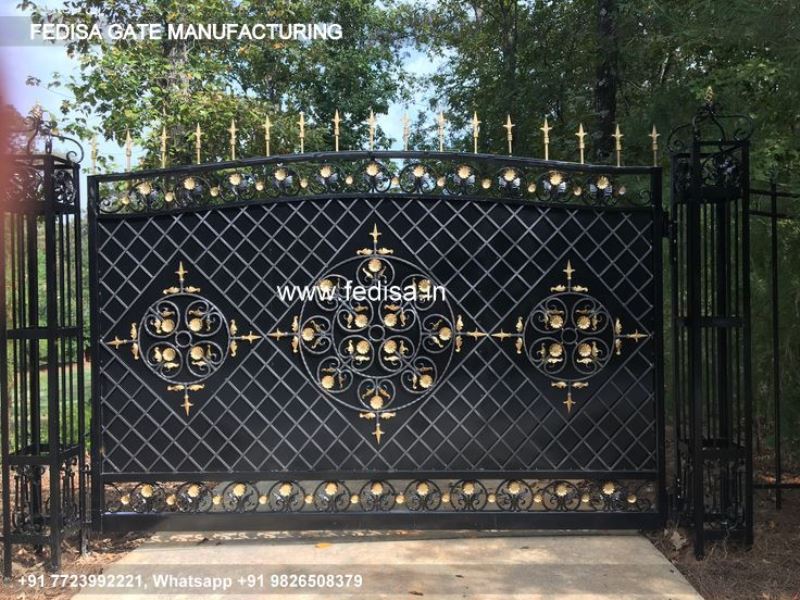 Iron Gate Design Front Gate Designs For Houses Ayran Gate Design Gate Ke Upar Ki Grill