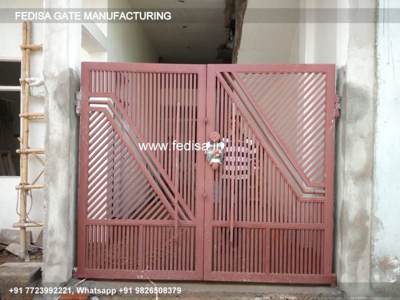 Main Gate Design Gate Design For Home Pillar Design In Home Front Gate Accordion Gate Design