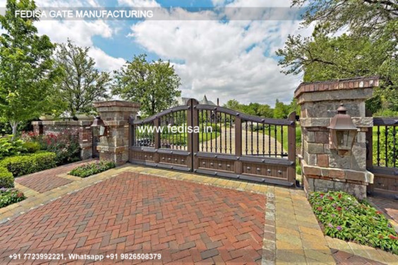 Iron Gate Design Front Gate Designs For Houses Rectangular Gate Design Front Boundary Wall Grill Design