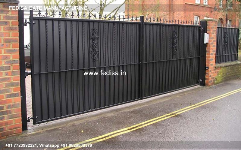 Iron Gate Design Safety Grill Gate Design For Main Door Naye Design Ka Gate Boundary Design Gate
