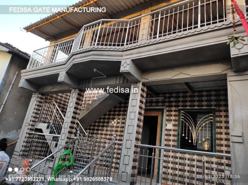 Iron Gate Design Safety Grill Gate Design For Main Door Safety Grill Design For Compound Wall Lohe Ka Door Design