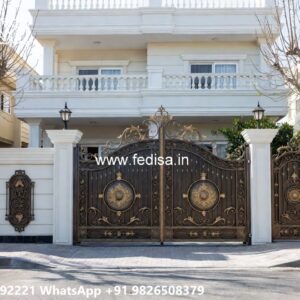 Gate Top Design, New Gate Design For Home Iron Gate Stock Photos And Images