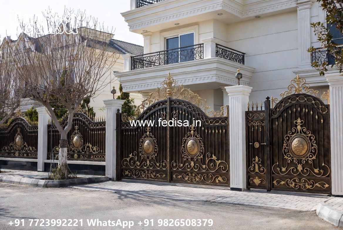 Steel Get Dijain, New Iron Gate Design Iron Gate Stock Photos And Images
