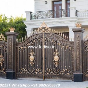 Mild Steel Gate Design, Main Door Gate Design For Home Iron Gate Stock Photos And Images