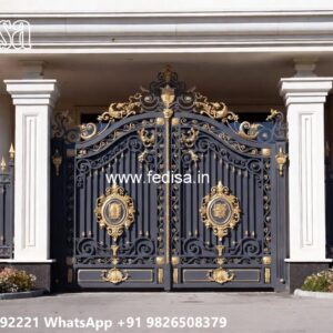 Low Cost Gate Design, Maharaja Gate Design For Home Iron Gate Stock Photos And Images