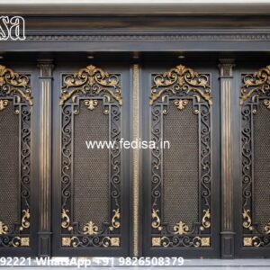 Steel Framed Wooden Gates, Maharaja Grill Gate Iron Gate Stock Photos And Images