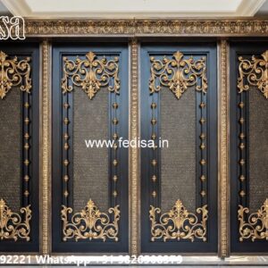 Gate Top Design, Gate Design With Boundary Wall Iron Gate Stock Photos And Images