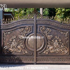 Low Cost Gate Design, Compound Wall With Grill Design Iron Gate Stock Photos And Images