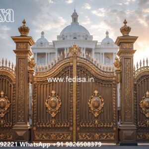 Pipe Main Gate Design, High Gate Design Iron Gate Stock Photos And Images