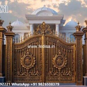 Low Cost Gate Design, Gate With Wood Design Iron Gate Stock Photos And Images