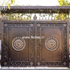 Cnc Main Gate Design, Compound Wall Grill Design Iron Gate Stock Photos And Images
