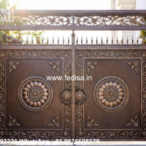 Classic Gate Design, Round Gate Design Iron Gate Stock Photos And Images