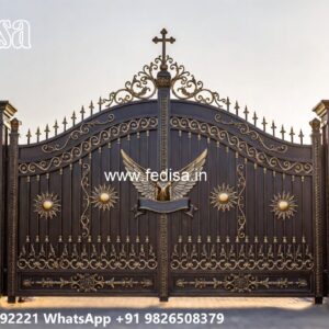 Sliding Gate Design For Small House, Steel Ke Gate Ki Design Iron Gate Stock Photos And Images