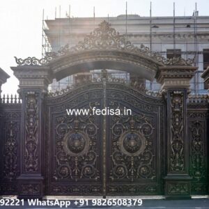 Steel Gate Handle Design, Entrance Gate Designs For Residential Complex Iron Gate Stock Photos And Images