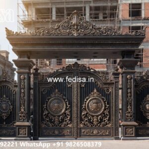 Sliding Gate Lock Design, Modern Front Gate Iron Gate Stock Photos And Images
