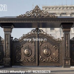 Sliding Gate Design For Small House, Gate Design For Main Gate Iron Gate Stock Photos And Images
