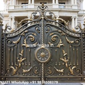 Classic Gate Design, Sliding Iron Gate Design For House Iron Gate Stock Photos And Images