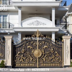 Sliding Gate Design For Small House, Large Gate Design Iron Gate Stock Photos And Images