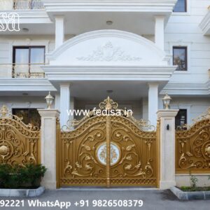 Pipe Design Gate, Lokhandi Gate Design Iron Gate Stock Photos And Images