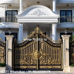Steel Gate Handle Design, Design Gate Simple Iron Gate Stock Photos And Images