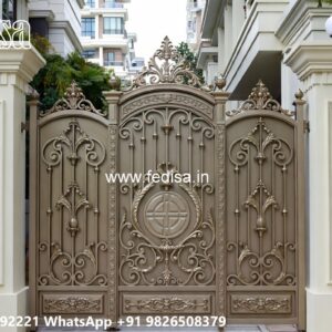 Sliding Gate Lock Design, Grill Ka Gate Iron Gate Stock Photos And Images