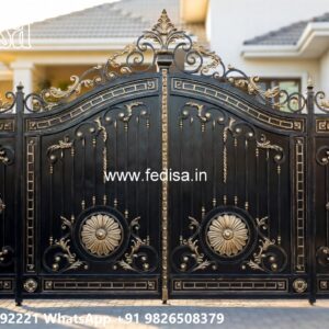 Sliding Gate Design For Small House, Wall Compound Get Design Iron Gate Stock Photos And Images