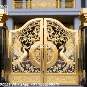 Sliding Gate Design For Small House, Steel Main Gate Design With Price Iron Gate Stock Photos And Images