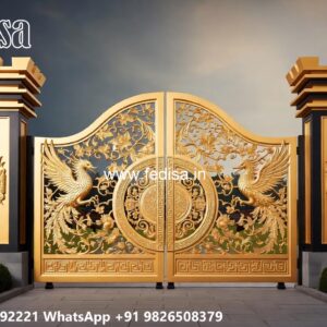 Sliding Gate Design For Small House, 14 Feet Gate Design Iron Gate Stock Photos And Images