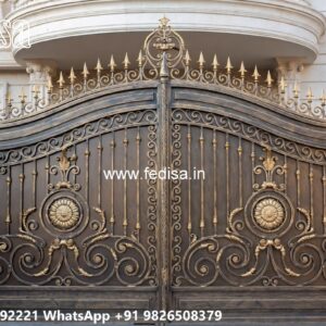 Classic Gate Design, Design Ka Gate Iron Gate Stock Photos And Images