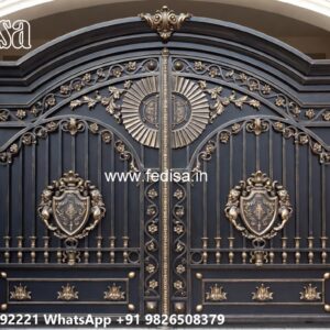 Sliding Gate Design For Small House, 4 Ft Gate Design Iron Gate Stock Photos And Images