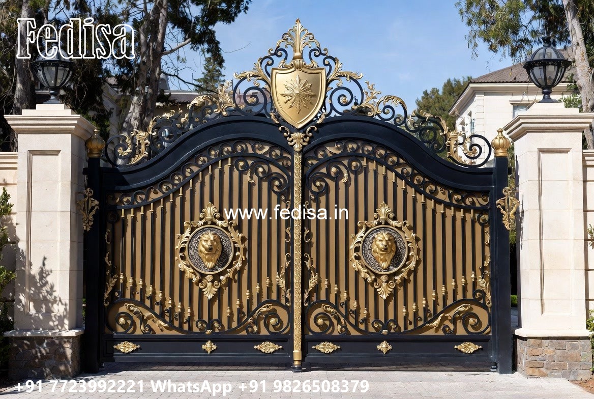 Steel Single Gate Design, Grill Wala Gate Iron Gate Stock Photos And Images
