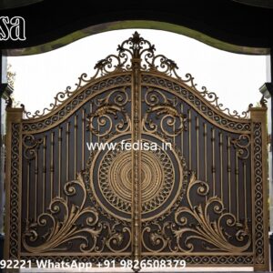 Classic Gate Design, Modern Fence Door Iron Gate Stock Photos And Images