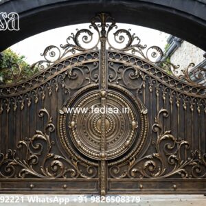 Sliding Gate Design For Small House, Sliding Gate Detail Design Iron Gate Stock Photos And Images