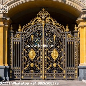 Compound Gate Simple Design, Modern Steel Gate Design Iron Gate Stock Photos And Images