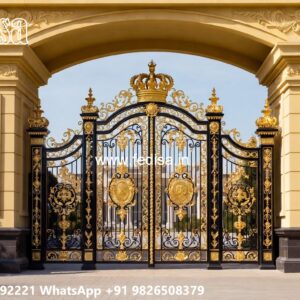 Iron Gate Colour Design, Simple Steel Gate Design Iron Gate Stock Photos And Images