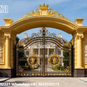 Compound Gate Price, Steel Ka Gate Iron Gate Stock Photos And Images