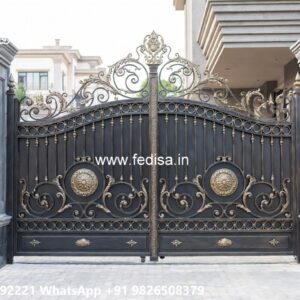 Iron Gate Colour Design, Main Gate Ke Design Iron Gate Stock Photos And Images