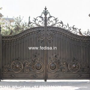 Gate Upper Design, Gate Ka Colour Iron Gate Stock Photos And Images