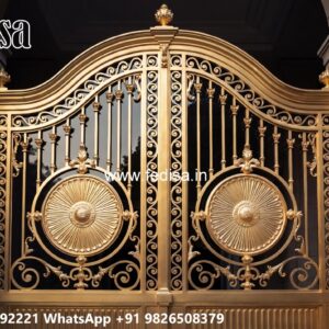 Compound Gate Simple Design, Laser Cutting Gate Iron Gate Stock Photos And Images