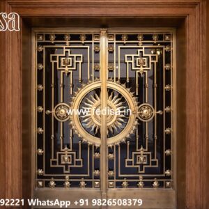Modern Front Gate, Gate Wall Design For House Iron Gate Stock Photos And Images