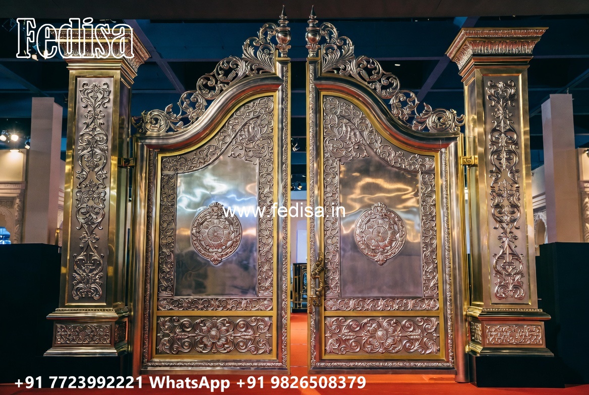 Compound Gate Price, Front Gate Design Steel Iron Gate Stock Photos And Images