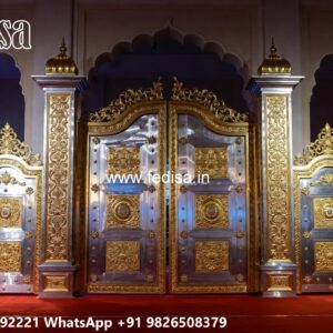 Iron Gate Design For Main Gate, Royal Gate Design Iron Gate Stock Photos And Images