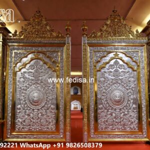 Modern Front Gate, Small Main Gate Design Iron Gate Stock Photos And Images