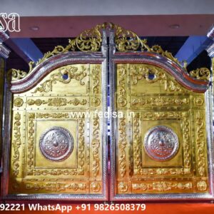 Iron Gate Design For Main Gate, Loha Ka Gate Ka Design Iron Gate Stock Photos And Images