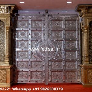 Compound Gate Simple Design, Wall And Gate Design Iron Gate Stock Photos And Images