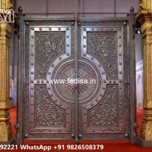 Compound Gate Simple Design, Stylish Gate Design Iron Gate Stock Photos And Images