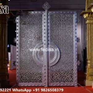 Iron Gate Design For Main Gate, Iron Gate Design Main Gate Iron Gate Stock Photos And Images